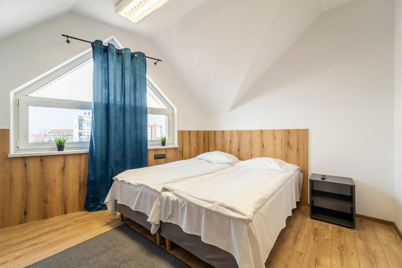 Gems Hostel Głogów
